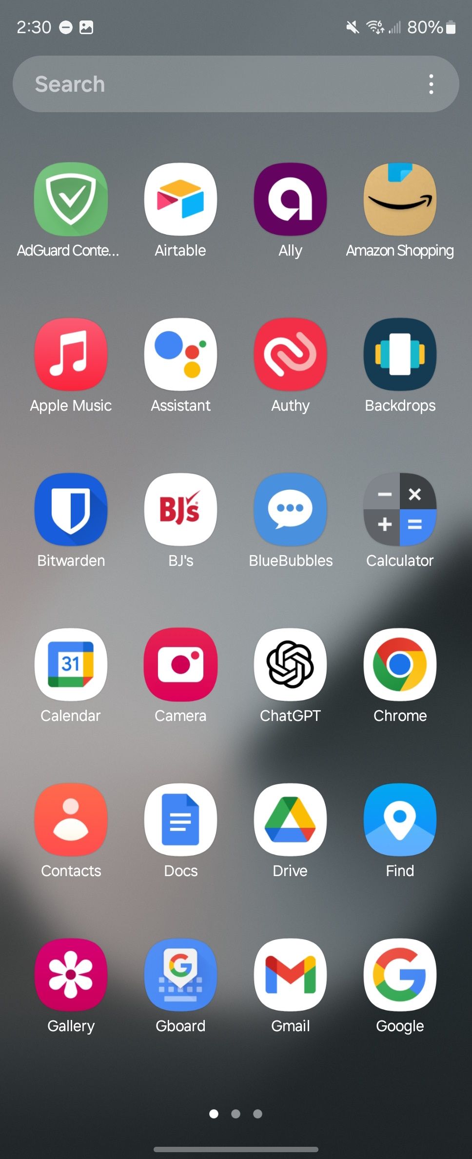 Uma prévia da gaveta de aplicativos no Samsung Galaxy Z Fold 6 mostrando uma variedade de aplicativos do Google, Samsung e de terceiros 