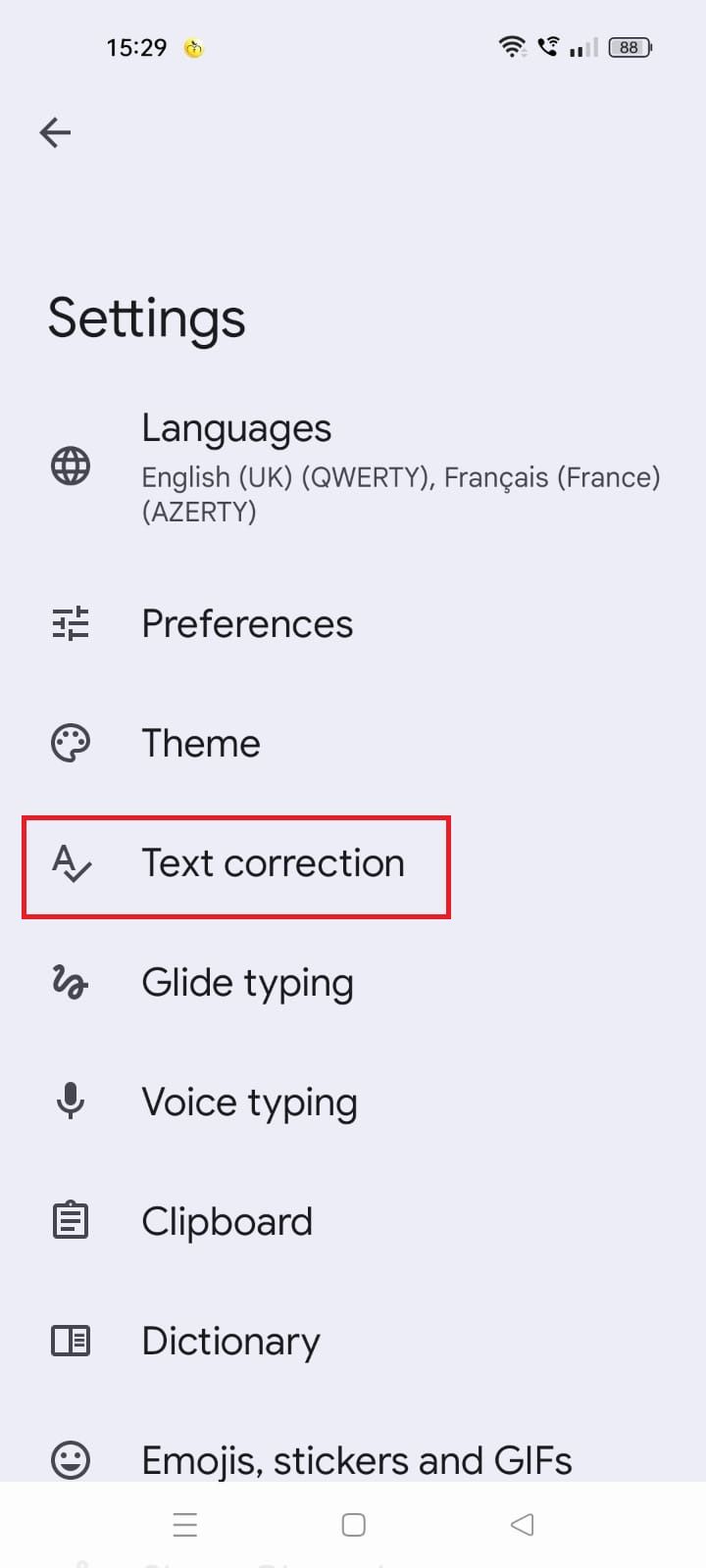 Captura de tela destacando a correção de texto nas configurações do Gboard