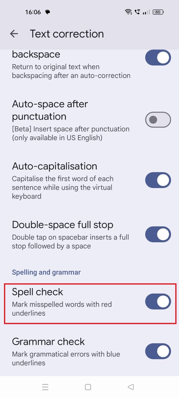 Captura de tela destacando a alternância de verificação ortográfica nas configurações do Gboard