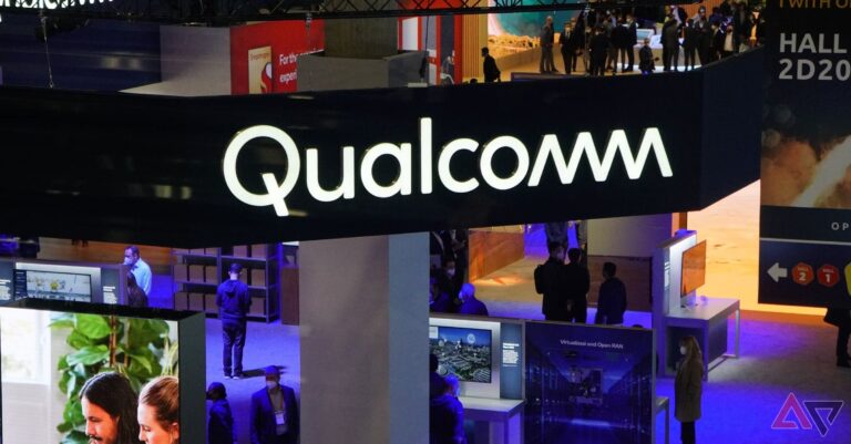 Qualcomm supostamente quer adquirir fabricante rival de chips Intel