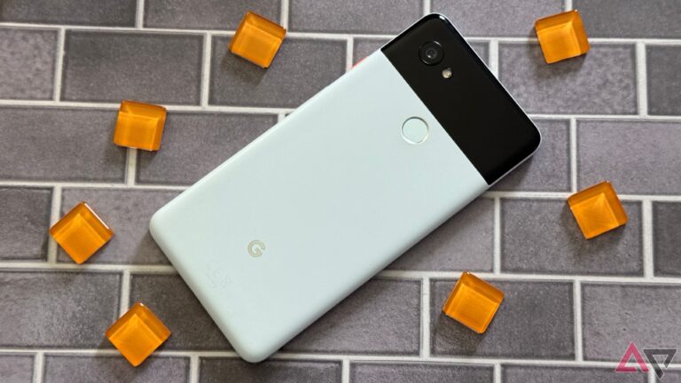 Adoro o Pixel 9 Pro, mas o Pixel 2 XL ainda é o melhor telefone do Google