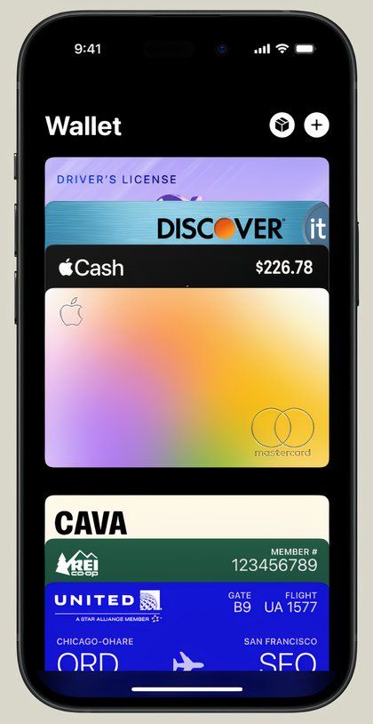 A tela de seleção de cartão na Apple Wallet