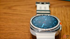 Este tentador acordo sem troca reduz $ 100 do Samsung Galaxy Watch Ultra