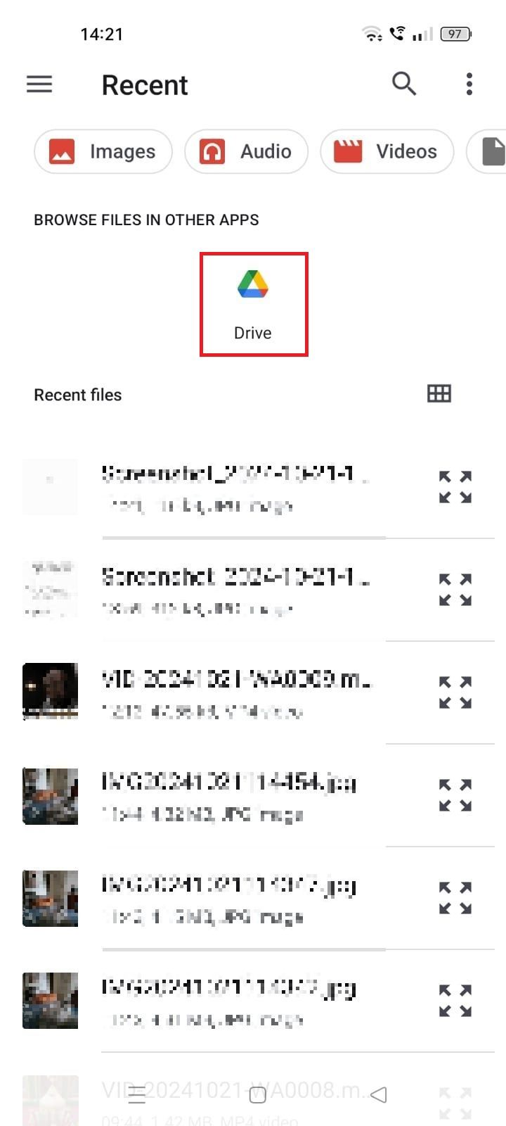 Captura de tela destacando o ícone do Google Drive no aplicativo móvel ChatGPT