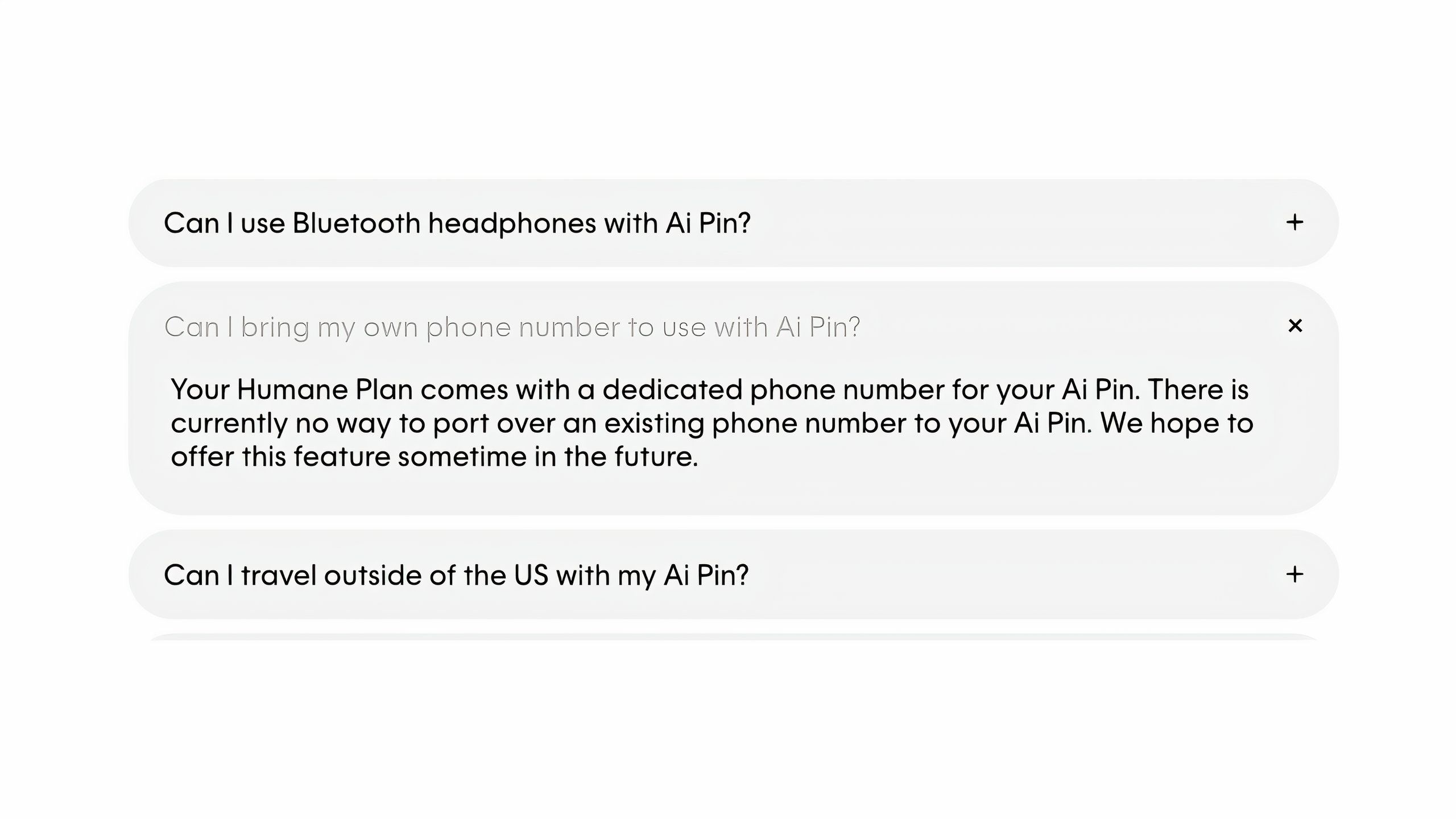 Uma captura de tela de um FAQ da página AI Pin da Humane explicando que a empresa não pode transferir números de telefone.