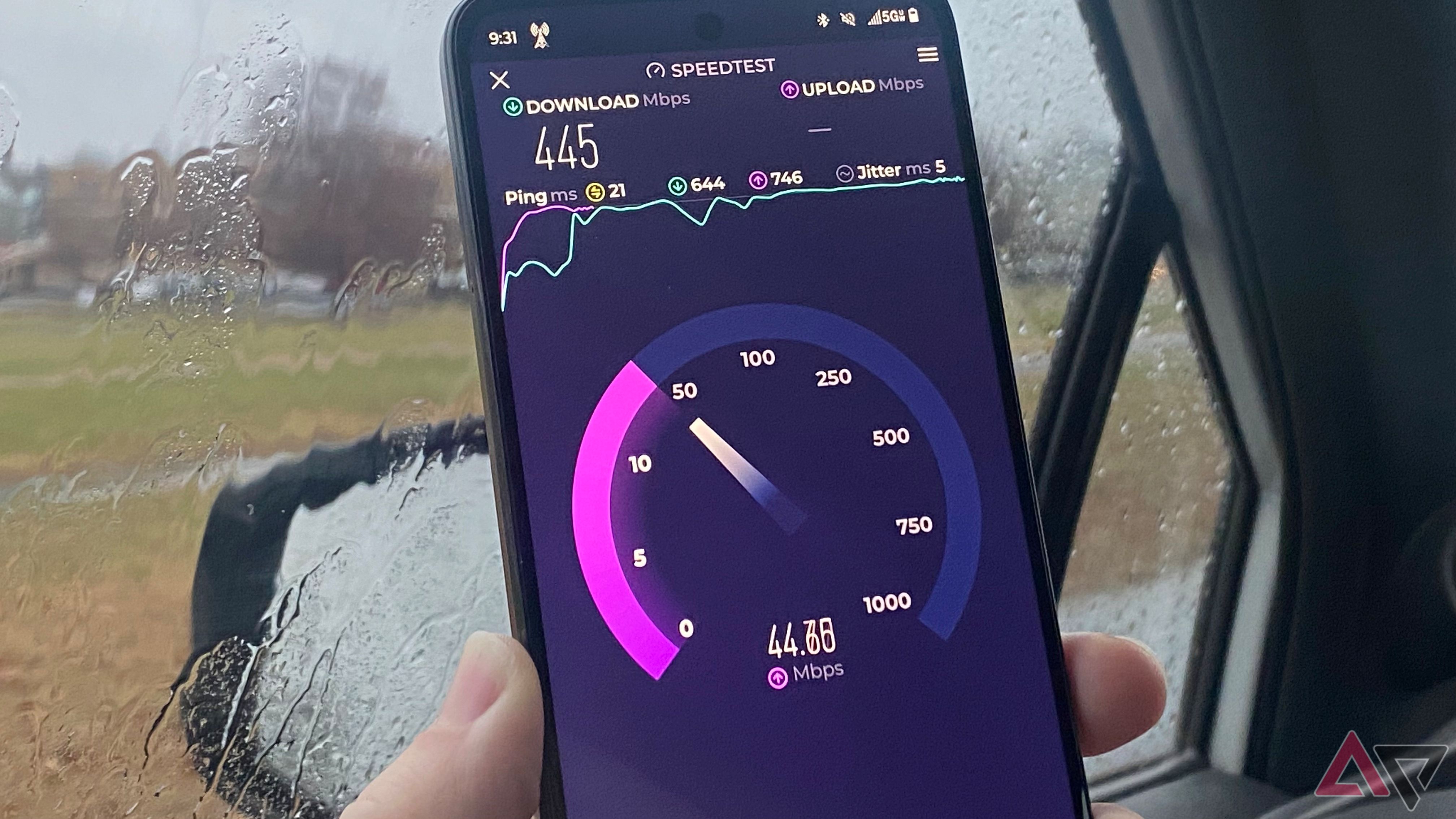 Velocidade de upload de teste de velocidade visível 5G UW