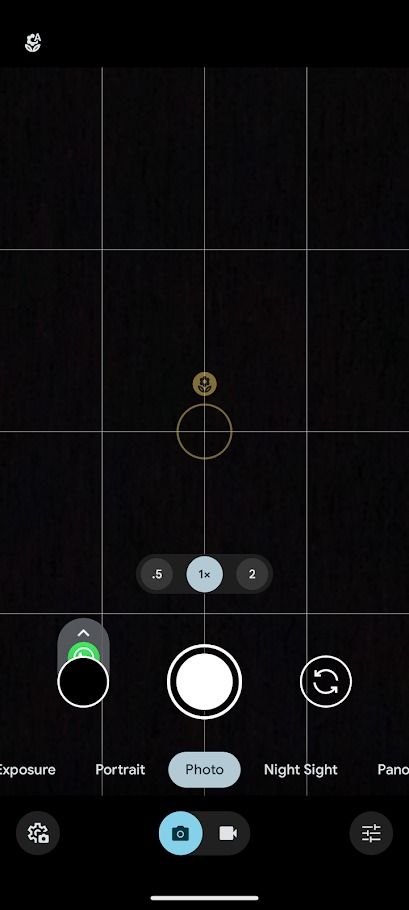 aplicativo de câmera em telefone pixel mostrando tela preta