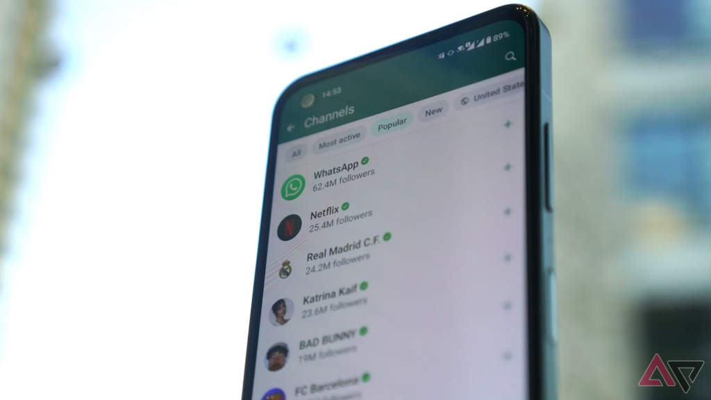 Em breve, o WhatsApp poderá permitir que você converse com uma verdadeira miscelânea de bots de IA